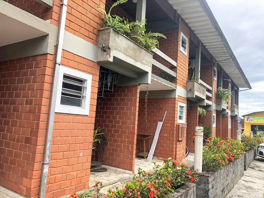 Apartamento A 230 Mts Da Praia Em Ubatuba Exterior photo